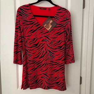 IMAN Red and Black Zebra-Print V-Neck Long Sleeve Tunic Style Top